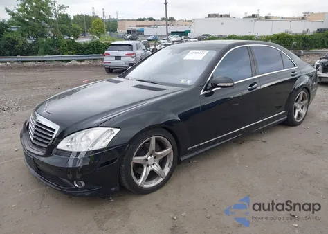 2007 Mercedes-Benz S 550 z USA, uszkodzony, nr VIN WDDNG71X67A086219